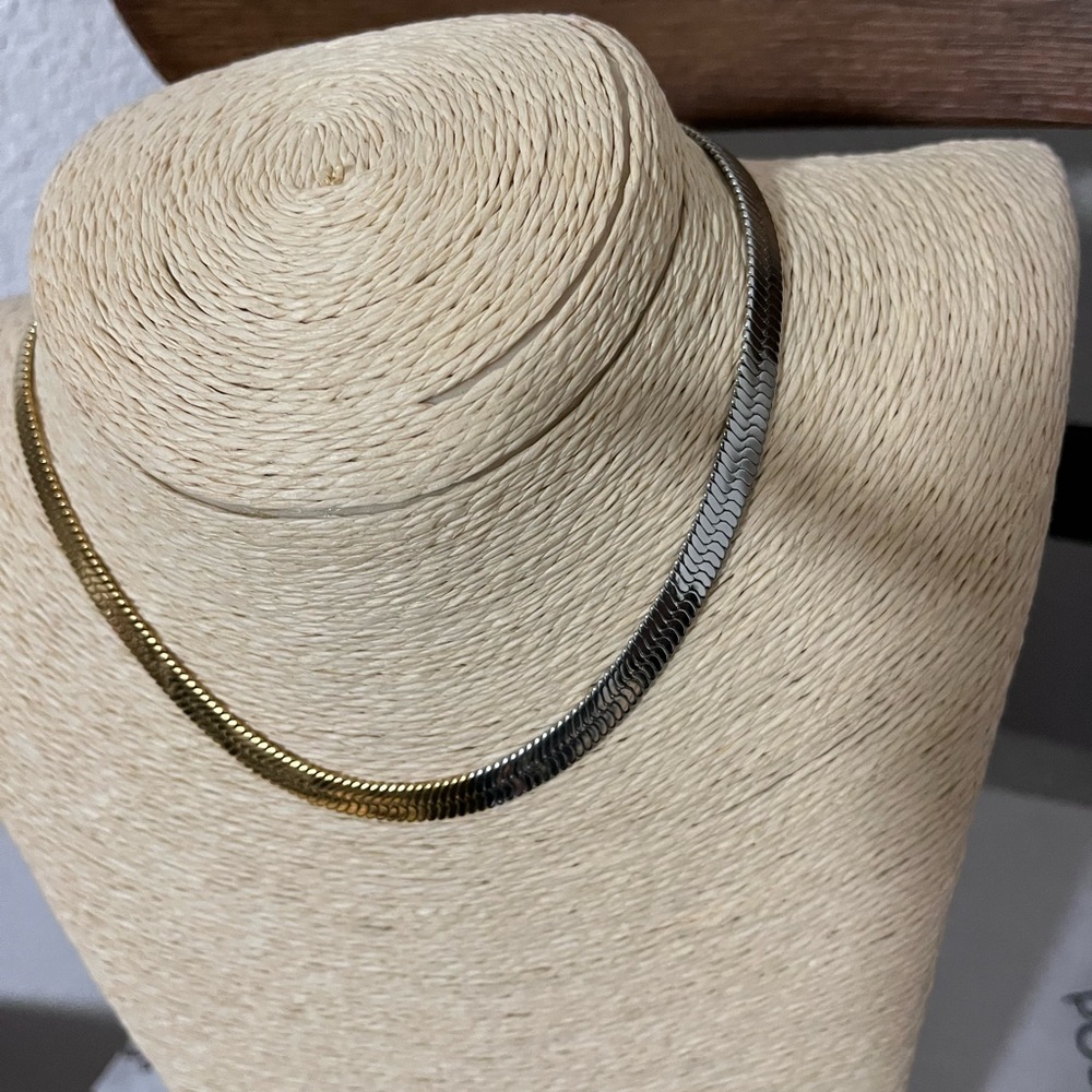 Adornia NWT AUTHENTIC 14K Gold-Plated & White Rhodium Herringbone Necklace. - Picture 7 of 15